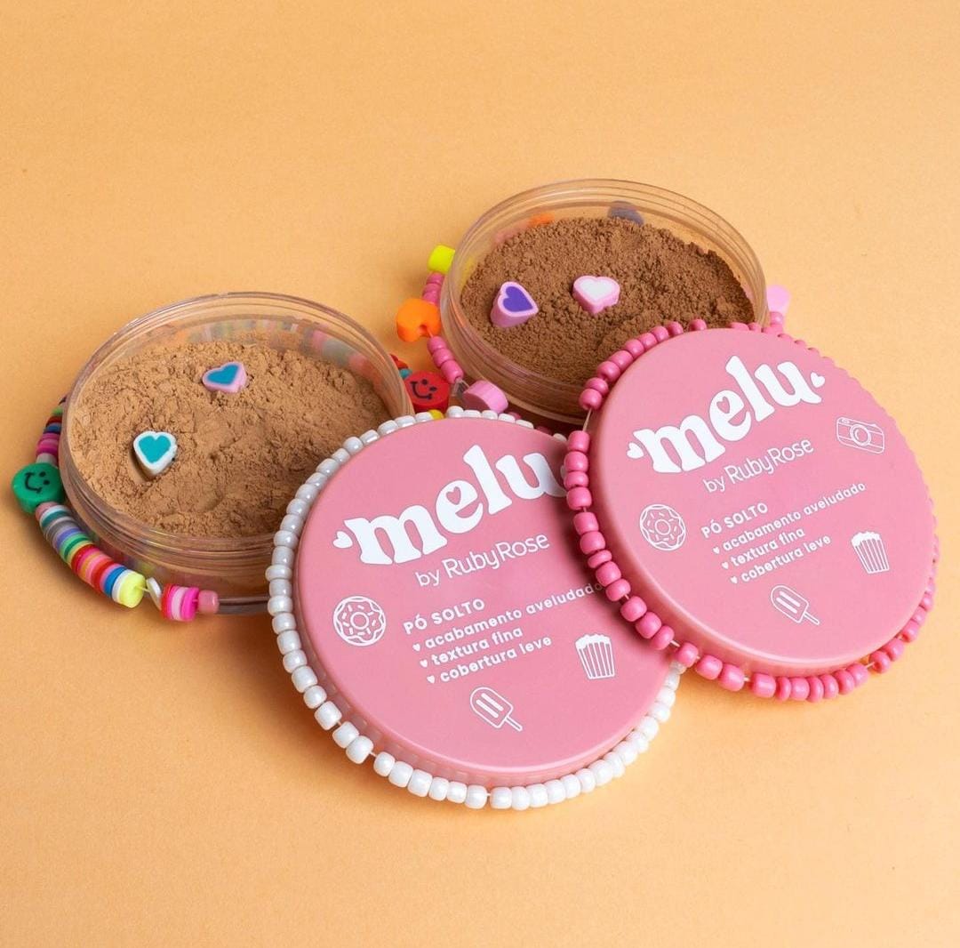 Pó solto usou, piscou, amou! Pó Solto melu by Ruby Rose é ideal para quem procura por um pó com acabamento aveludado, textura super fininha e que se adapta a todos os tons de pele.
